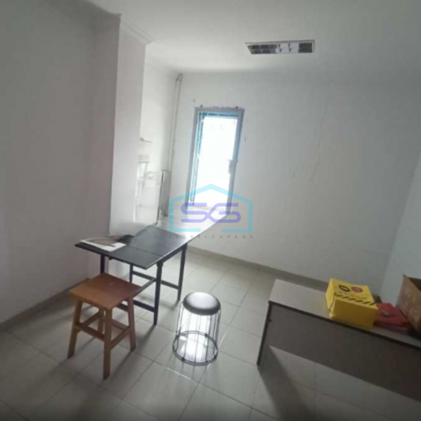 Disewakan Ruko Luas Tanah 119 m² Lokasi di Tamansari Jakarta Barat-1
