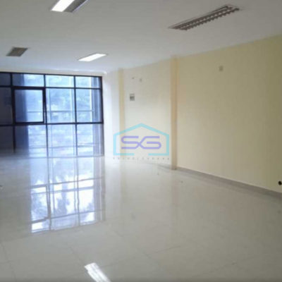 Disewakan Ruko Siap Pakai Luas Bangunan  300 m² Lokasi di Cideng Jakarta Pusat