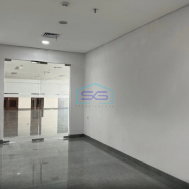 Disewakan Kantor Luas Bangunan  638 m² Lokasi di Pluit Jakarta Utara-1