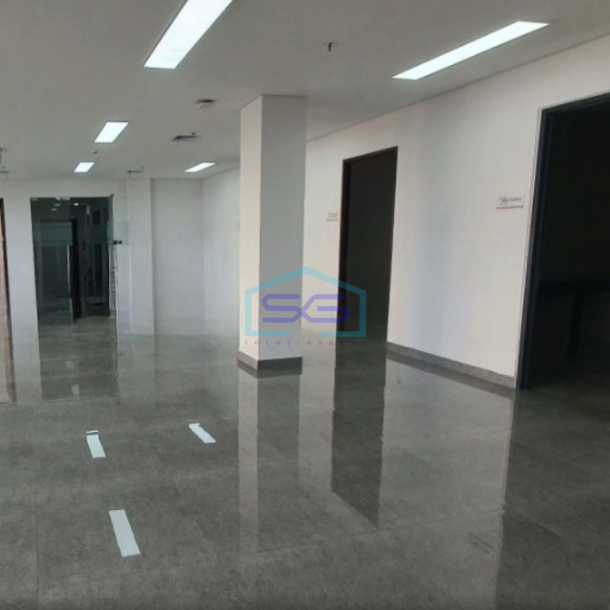 Disewakan Kantor Luas Bangunan  638 m² Lokasi di Pluit Jakarta Utara-2
