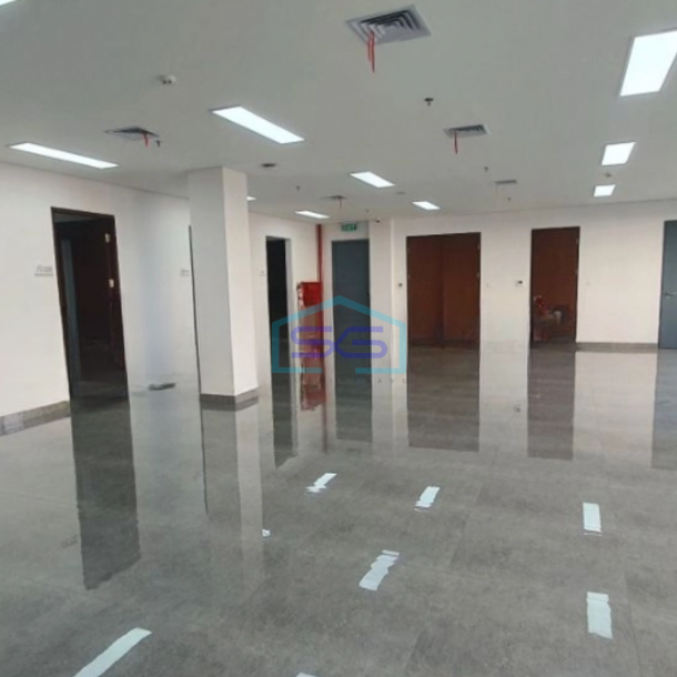 Disewakan Kantor Luas Bangunan  638 m² Lokasi di Pluit Jakarta Utara-3