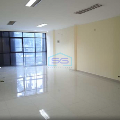 Dsewakan Ruko Luas Bangunan  300 m² Lokasi di Cideng Jakarta Pusat
