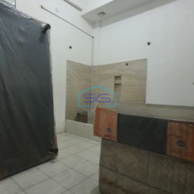 Disewakan Ruko Lokasi di Tambora Jakarta Barat Luas Bangunan 180 m²