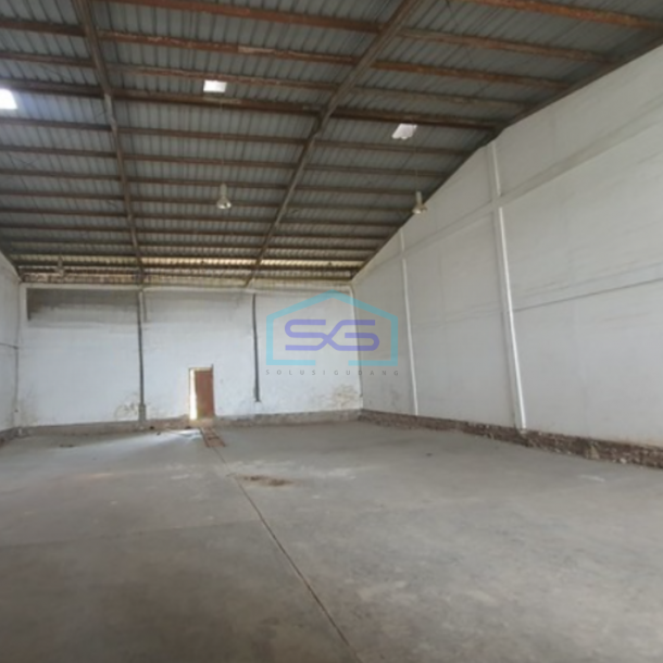 Disewakan Gudang Ada Loading Dock Luas Tanah  600 m² Lokasi di Jakarta Utara-2