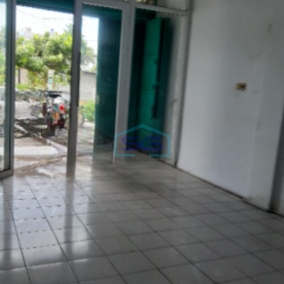 Disewakan Ruko Luas Bangunan  240 m² Lokasi di Jakarta Utara