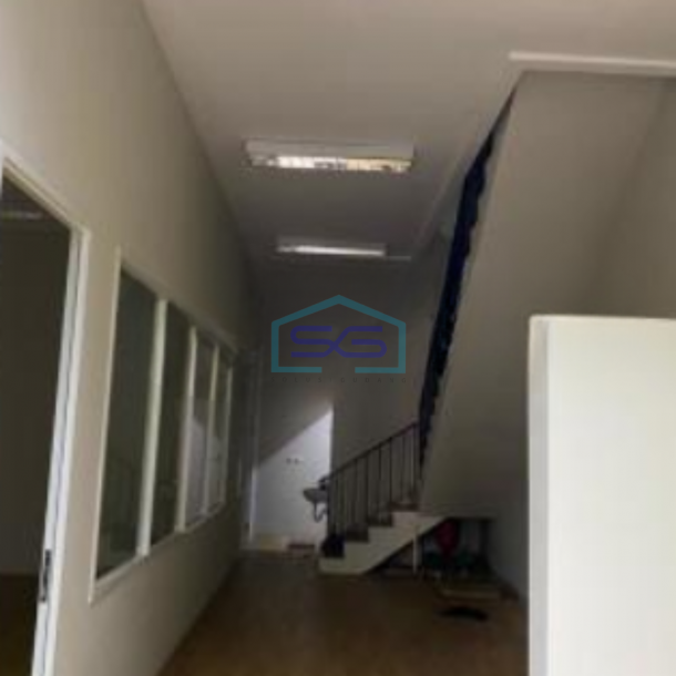 Disewakan Ruko 3 Lantai Luas Tanah  112 m² Lokasi di Ancol Jakarta Utara-1