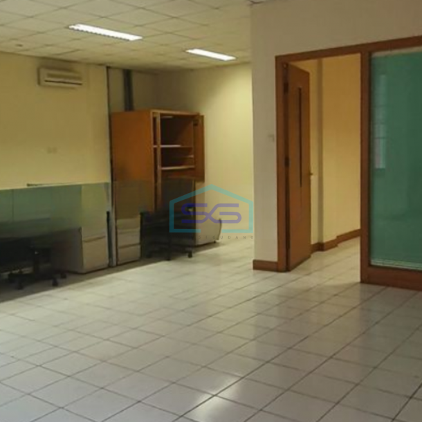 Disewakan Ruko Luas Tanah  134 m² Lokasi di Pluit Jakarta Utara-1