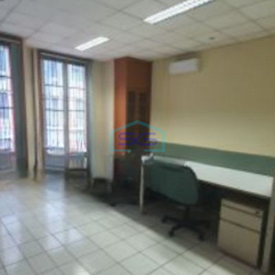 Disewakan Ruko Luas Bangunan  450 m² Lokasi di Pluit Jakarta Utara