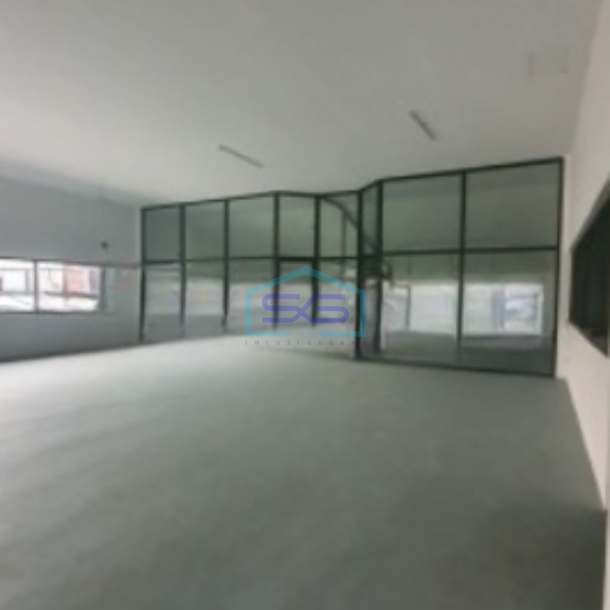 Disewakan Gudang Ada Kantor Luas Tanah 1800 m² Lokasi di Jakarta Utara-2