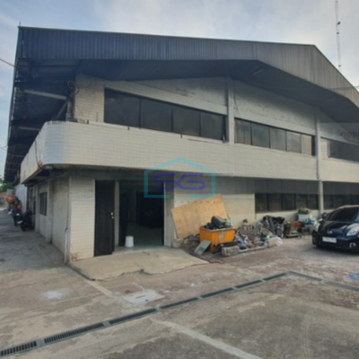 Disewakan Gudang Ada Kantor Luas Tanah 1800 m² Lokasi di Jakarta Utara