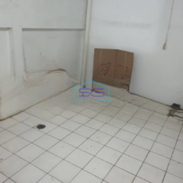 Dijual Cepat Ruko Luas Bangunan  350 m² di Jembatan Tiga Jakarta Utara-2