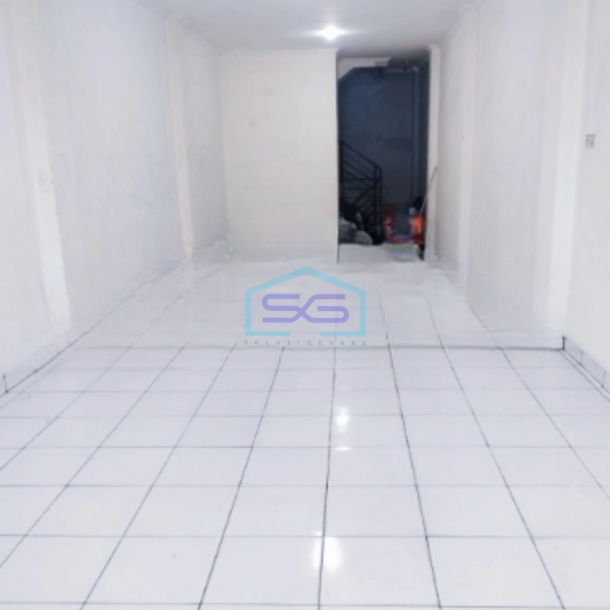 Dijual Ruko Luas Bangunan 360 m² di Teluk Gong Jakarta Utara-4