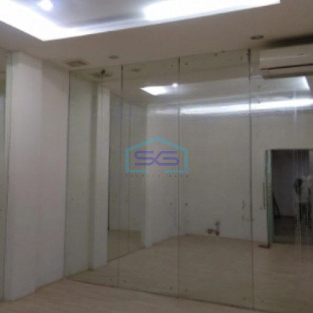 Dijual Ruko Siap Pakai Luas Bangunan  240 m² di Pluit Jakarta Utara-1