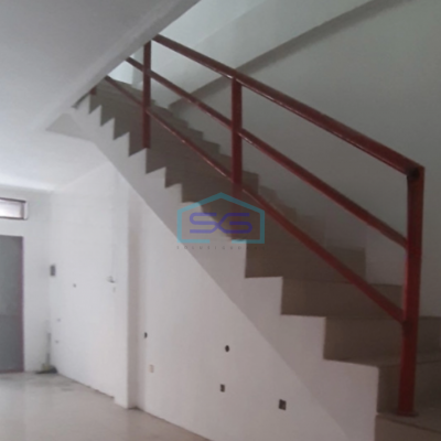 Dijual Ruko Luas Bangunan  250 m² di Pluit Jakarta Utara