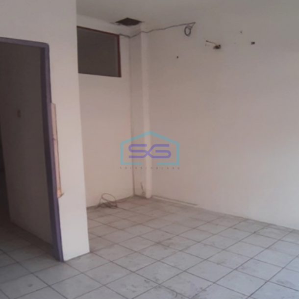 Dijual Ruko Luas Bangunan  250 m² di Pluit Jakarta Utara-1
