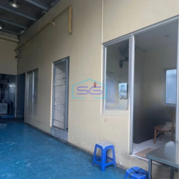 Dijual Gudang Ada Lift Barang Luas Bangunan 1000 m² di Pantai Indah Kapuk Jakarta Utara-4