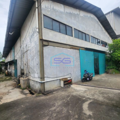 Dijual Gudang Akses Container 40 Feet Luas Bangunan  1800 m² di Cengkareng Jakarta Barat-4
