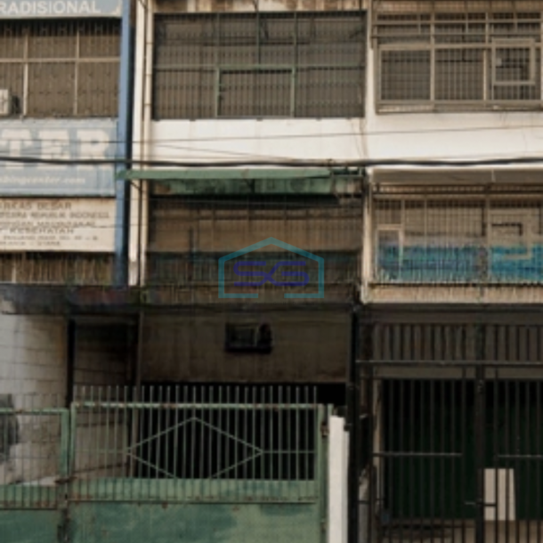 Disewa Ruko tepi jl.raya 4lantai di Penjaringan Jakarta Utara-1