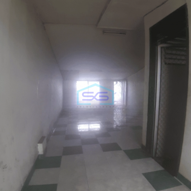 Disewa Ruko tepi jl.raya 4lantai di Penjaringan Jakarta Utara-3