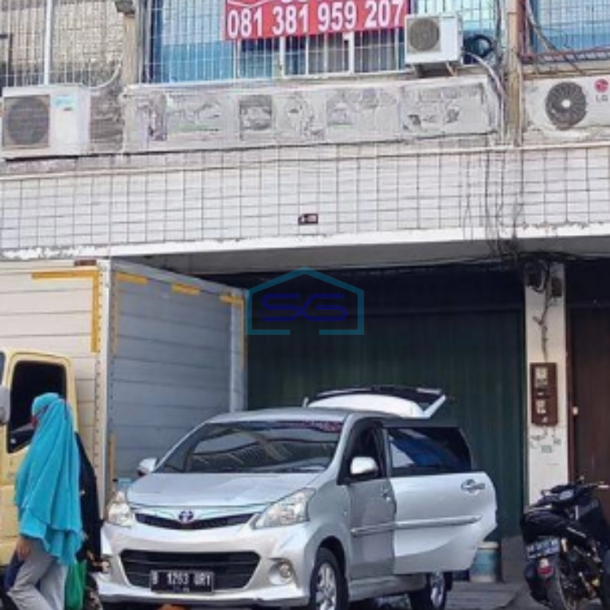 Disewa Ruko rapi siap pakai di Pluit Jakarta Utara-1