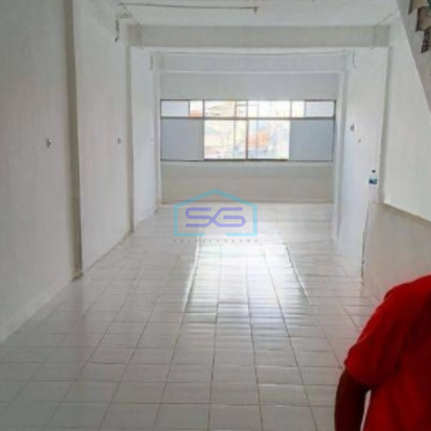Disewa Ruko jl.utama 3lantai usai renov di Bandengan Jakarta Utara-2