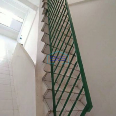 Disewa Ruko jl.utama 3lantai usai renov di Bandengan Jakarta Utara