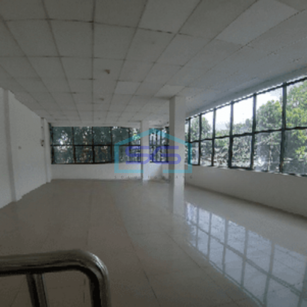 Disewakan Ruko di Jembatan Tiga Jakarta Utara-2