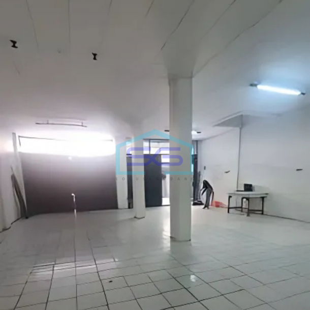 Disewakan Ruko di Pluit Jakarta Utara-1