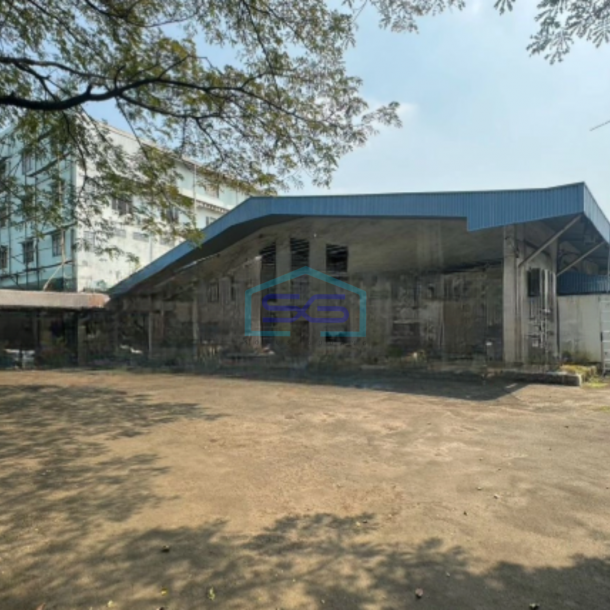 Dijual Gudang Area parkir Luas Lokasi Cipondoh Tangerang-3