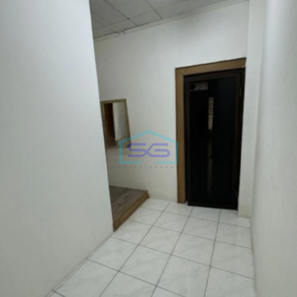Dijual Ruko Luas Bangunan  200 m² Lokasi Pinggir Jalan Raya pondok Pinang Jakarta Selatan-3