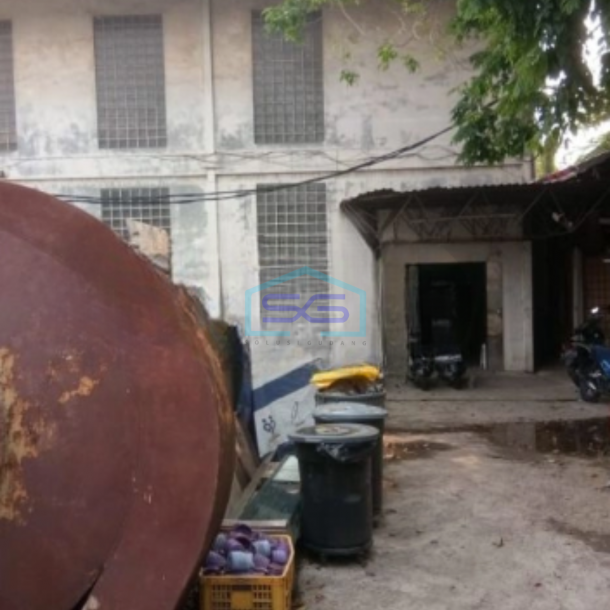 Dijual Gudang Lokasi Sangat Strategis di Daan Mogot Jakarta Barat Luas Bangunan  4000 m²-1