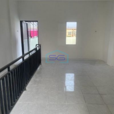 Dijual Ruko 4 Lantai Siap Pakai di Jl Kh Hasyim Ashari Cipondoh Tangerang LB 240m2
