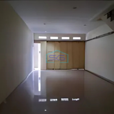 Dijual Ruko Mainroad Mekarwangi Bandung Parkiran Luas LT 194m2