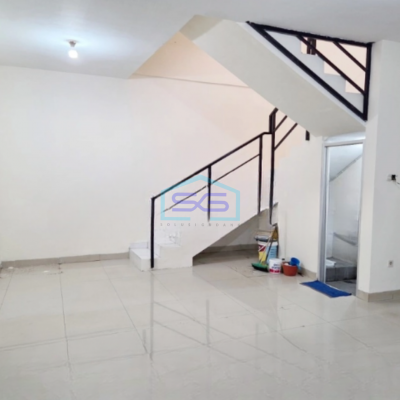 Disewakan Gudang Akses Container Lokasi Strategis di Baleendah Bandung Luas Bangunan  115 m²