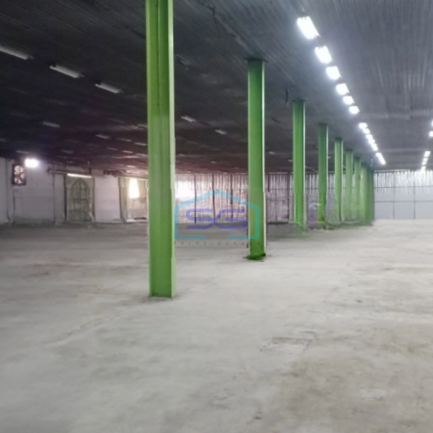 Disewakan Gudang Luas Bangunan 2880 m² di Cimahi Selatan Ada Loading Dock-1