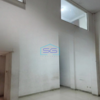 Dijual Ruko Lokasi Strategis Luas Bangunan  300 m² di Andir Bandung