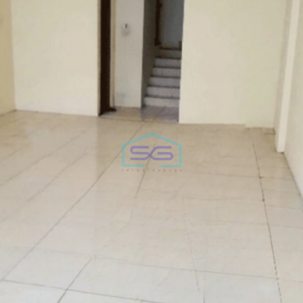 Dijual Ruko Lokasi Strategis Luas Bangunan  300 m² di Andir Bandung-1