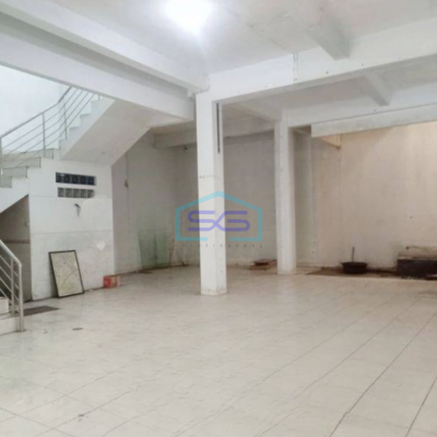 Disewakan Ruko Daerah Cibabat Cimahi Strategis LB 350m2