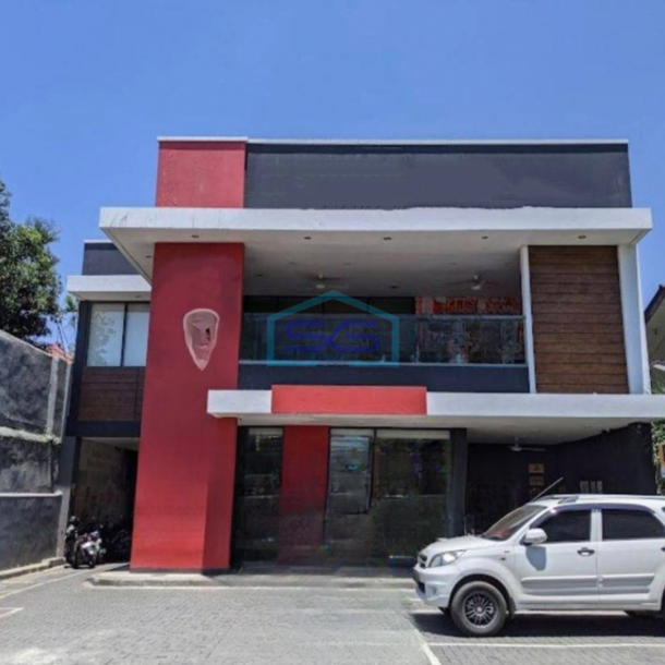 Disewakan Ruko Raden Saleh Jakarta Pusat LT 715m2 Parkiran Luas-1