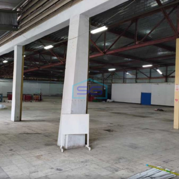 Disewakan Gudang Lokasi Bebas Banjir di Cikokol Tangerang Luas Tanah  2165 m²-2