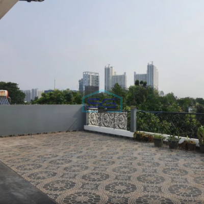 Disewakan Ruang Usaha Luas Tanah  462 m² Lokasi Strategis di Jakarta Barat