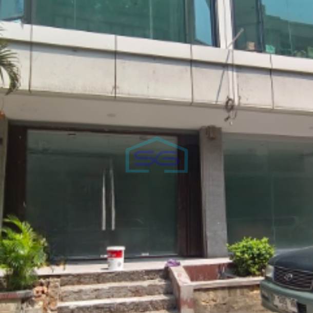 Dijual Ruko 3 Lantai Luas Bangunan  225 m²  di Pantai Indah Kapuk Jakarta Utara-1