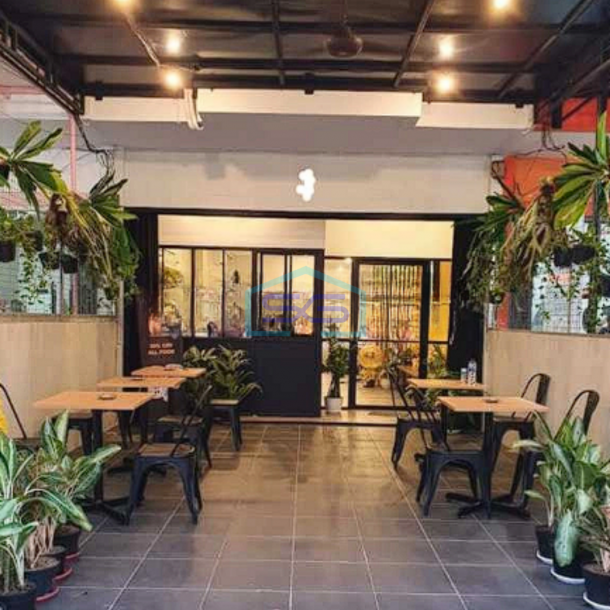 Dijual Ruko Daerah Taman Palem Jakarta Barat Luas Bangunan 220m2-1