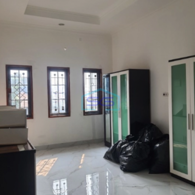 Dijual Ruang Usaha Luas Bangunan  552 m² Lokasi Jakarta Barat