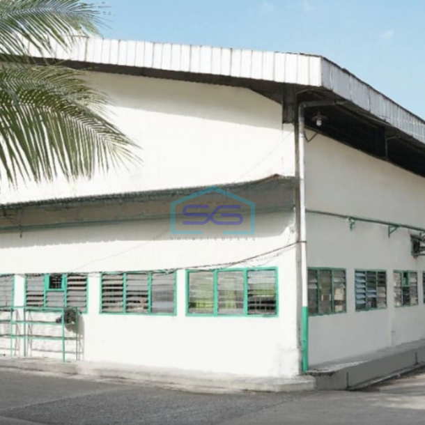 Dijual Gudang Lokasi Strategis dan Bebas Banjr di Tangerang Luas Bangunan 26471 m²-1