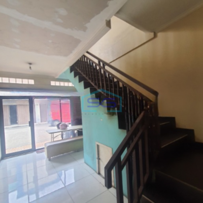 Dijual Ruko Luas Bangunan 140 m² Lokasi Bebas Banjir di Tangerang