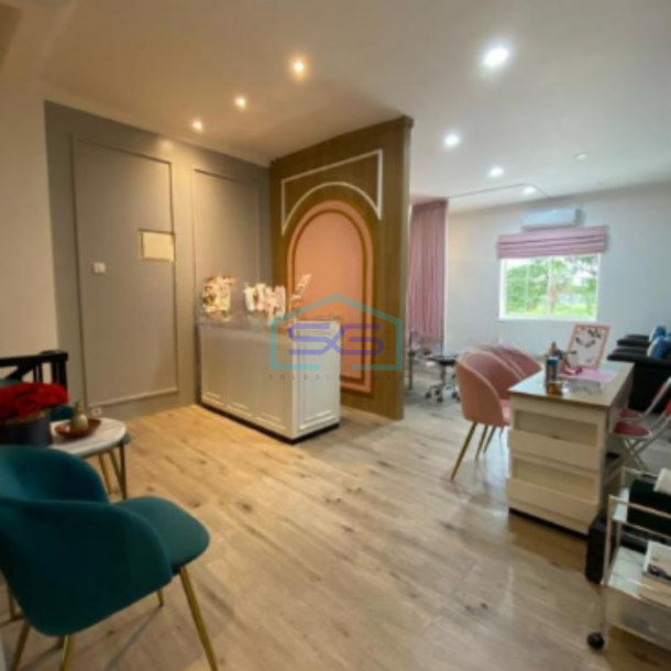 Dijual Ruko di Jakarta Barat Luas Bangunan 272m2 Tempat Strategis-1