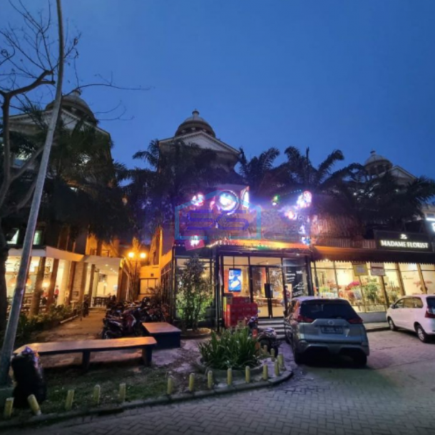Dijual Ruko Gandeng di Pantai Indah Kapuk 2 Jakarta Utara LB 1210m2-1