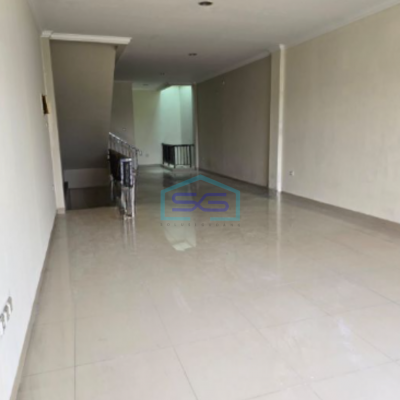 Dijual Ruko di Jakarta Barat Luas Bangunan 272m2 Strategis Bebas Banjir
