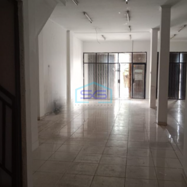 Dijual Ruko Lokasi Strategis Gandeng 3 di Kedoya Jakarta Barat Luas Bangunan 648m2-4